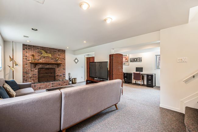 2277 W Huron River Dr, House other with 3 bedrooms, 2 bathrooms and null parking in Ann Arbor MI | Image 33