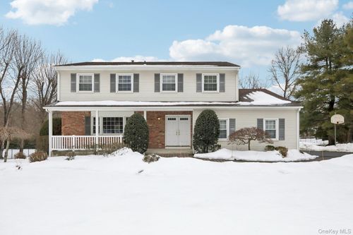 5 Seymour Dr, New City, NY, 10956-5821 | Card Image