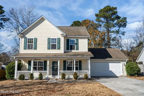 122 Tanbark Dr, Jacksonville, NC, 28546-9368 | Card Image