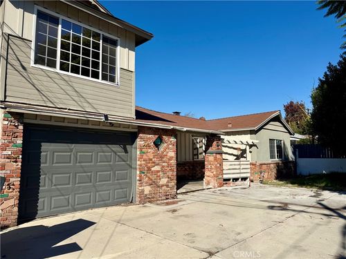 9011 Painter Ave, Whittier, CA, 90602-3557 | Card Image