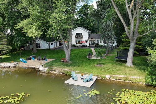 142 Augusta St, Grayslake, IL, 60030-1506 | Card Image