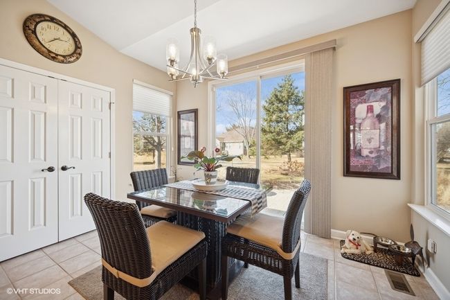 5582 Chapel Hl, House other with 3 bedrooms, 2 bathrooms and 2 parking in Gurnee IL | Image 25