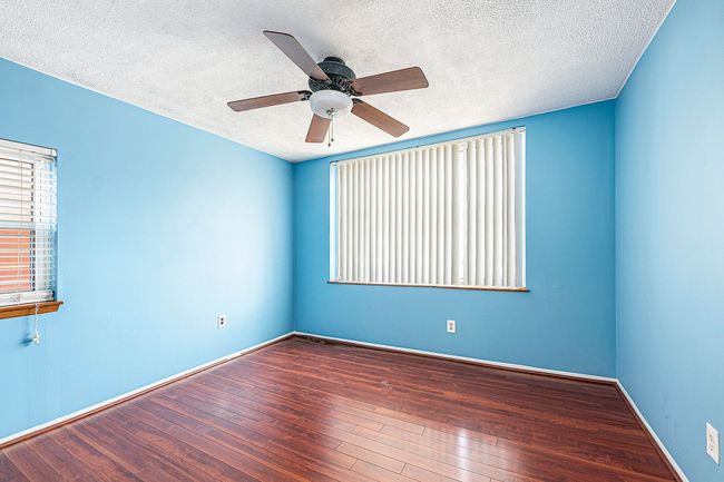 22493 E 10 Mile Rd, House other with 2 bedrooms, 1 bathrooms and null parking in Saint Clair Shores MI | Image 11