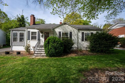 1339 11th St Nw, Hickory, NC, 28601-2213 | Card Image
