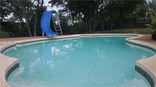 125 Ridgecrest Rd, Georgetown, TX, 78628-3012 | Card Image