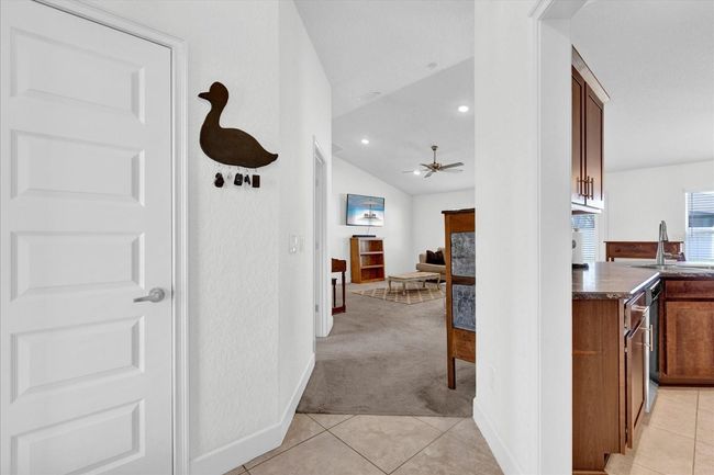 9750 Pepper Tree Pl, House other with 4 bedrooms, 2 bathrooms and null parking in WILDWOOD FL | Image 9