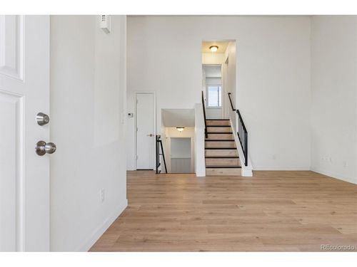 17406 E Temple Dr, Aurora, CO, 80015-1924 | Card Image