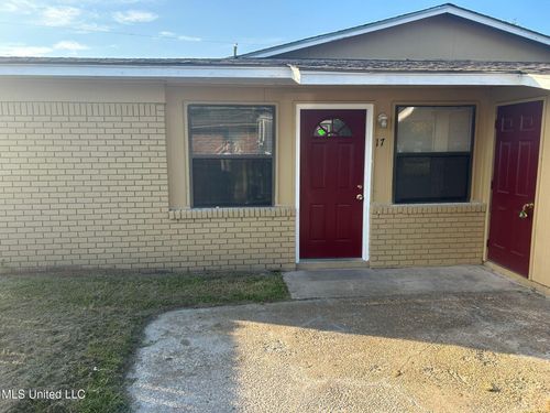 apt-17-18147 Allen Rd, Long Beach, MS, 39560-3633 | Card Image