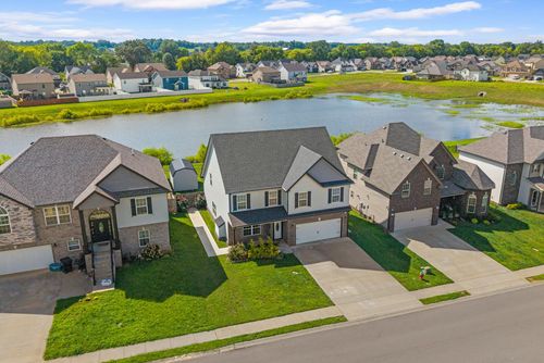 1532 Kestrel Dr, Clarksville, TN, 37040-1541 | Card Image