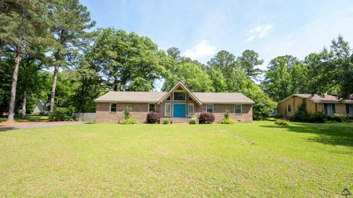 121 Robert Dr, Cochran, GA, 31014-8103 | Card Image