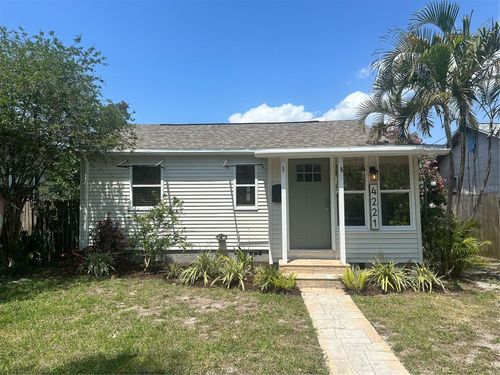4221 Burlington Ave N, ST PETERSBURG, FL, 33713-8227 | Card Image