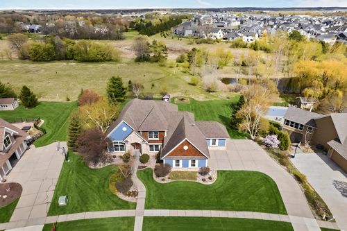 4009 Kindred Way, Lake Elmo, MN, 55042-8578 | Card Image