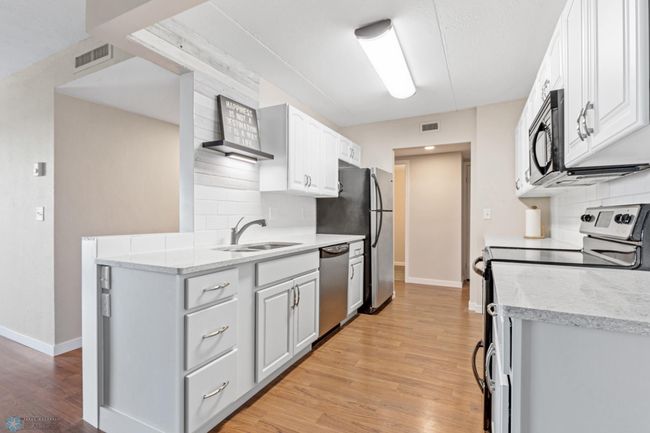 Kitchen | Image 7