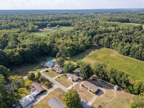 1018 Interstate Park Cir, Cedar Hill, TN, 37032-5095 | Card Image