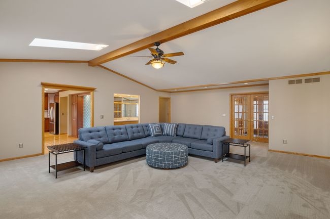 New carpeting | Image 12