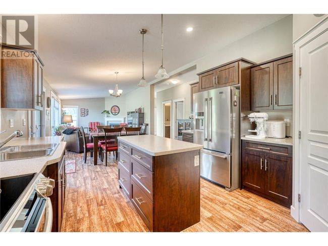 189 Resolute Rd, House other with 2 bedrooms, 3 bathrooms and null parking in Kaleden BC | Image 16