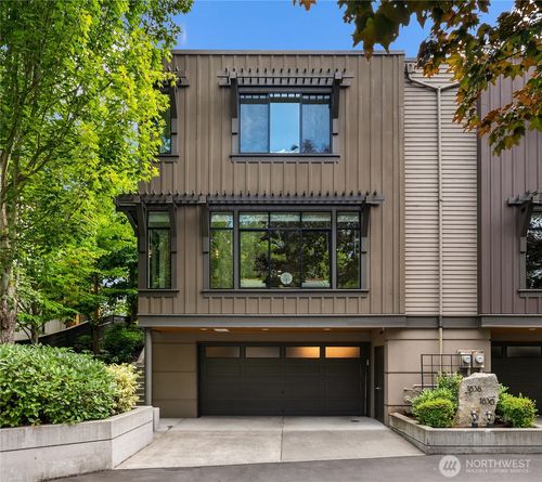 1838 Market St, Kirkland, WA, 98033-4946 | Card Image