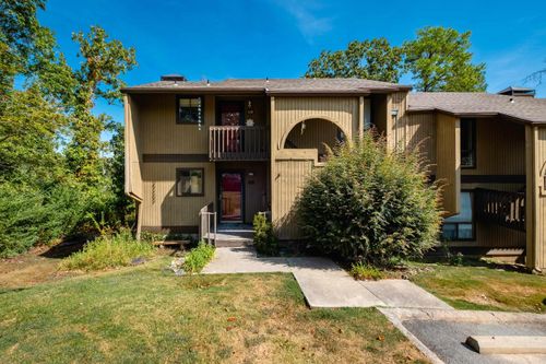 110-512 Green Mountain Cir, Little Rock, AR, 72211-2686 | Card Image
