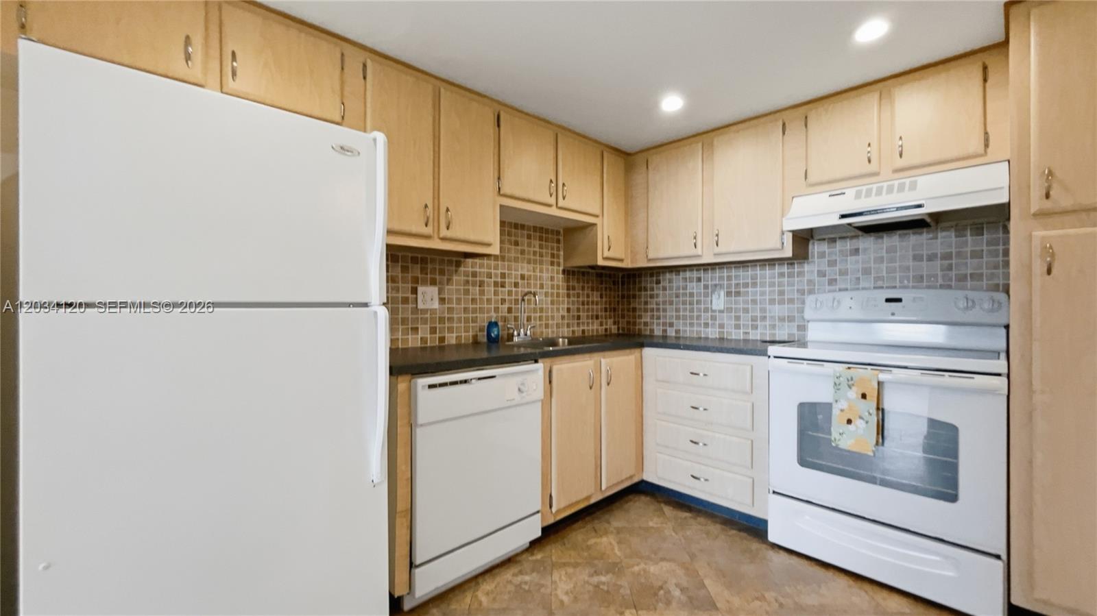 Residential in Pembroke Pines 4