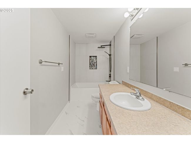 3D - 48 Eagle Crest Dr, Condo with 2 bedrooms, 2 bathrooms and 2 parking in Lake Oswego OR | Image 27