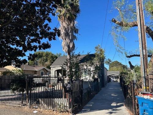 24 Mountain View Ave, Bay Point, CA, 94565-3410 | Card Image
