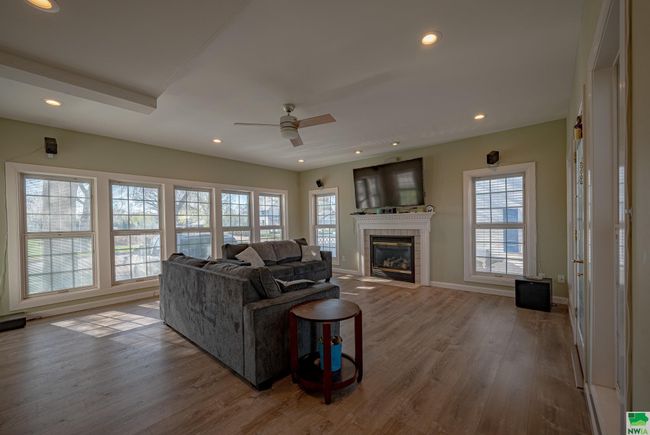 212 E Washington St, House other with 5 bedrooms, 2 bathrooms and null parking in Elk Point SD | Image 15