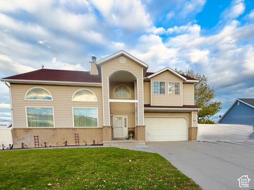 8713 S Mcginnis Ln, West Jordan, UT, 84081-2508 | Card Image