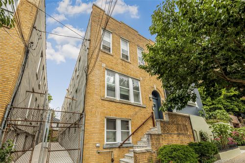 721 E 242nd Street, New York, NY, 10470 | Card Image