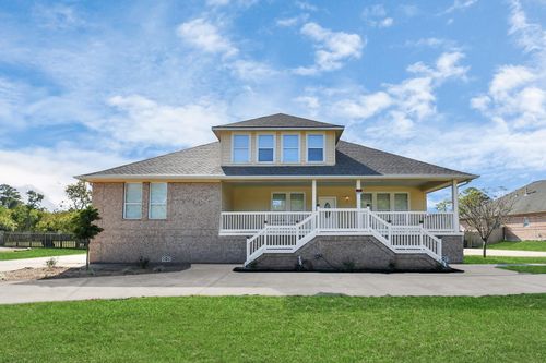 1019 N Country Club Dr, La Porte, TX, 77571-7111 | Card Image