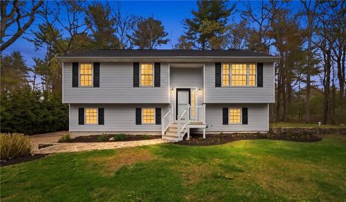 52 Mockingbird Dr, Exeter, RI, 02822-2206 | Card Image