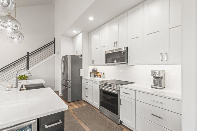 1 - 6558 Vista Vly, Condo with 3 bedrooms, 3 bathrooms and null parking in WINDSOR WI | Image 12