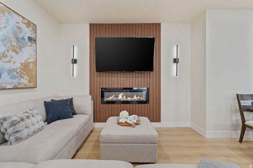 373 E 800 S, Salt Lake City, UT, 84111-4090 | Card Image