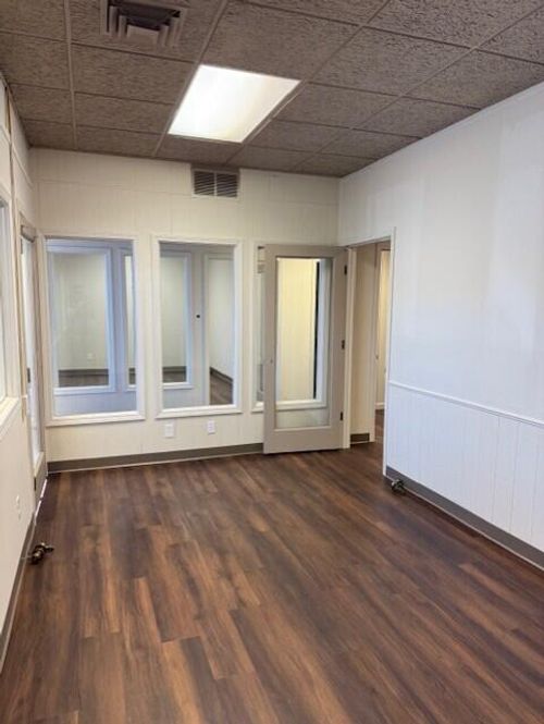 2-205 W Atlantic St, Branson, MO, 65616-2423 | Card Image