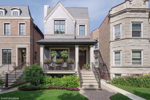 4138 N Paulina Street, Chicago, IL, 60613 | Card Image