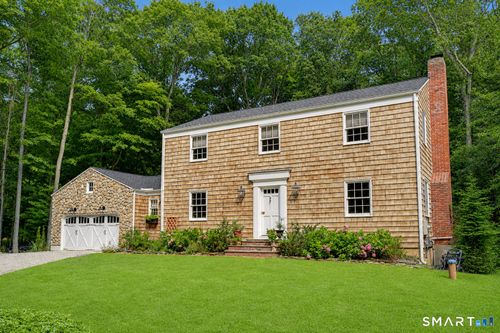 241 Mountain Rd, Wilton, CT, 06897-1541 | Card Image