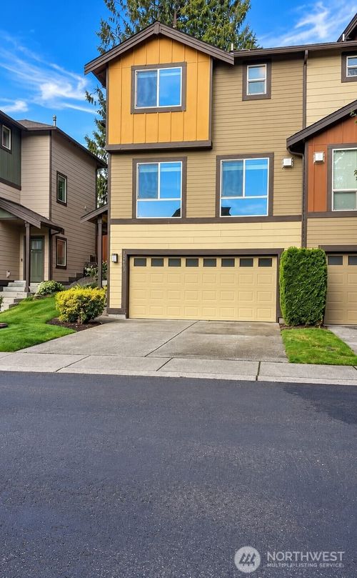 16500 Se 1st Dr, Bothell, WA, 98012 | Card Image