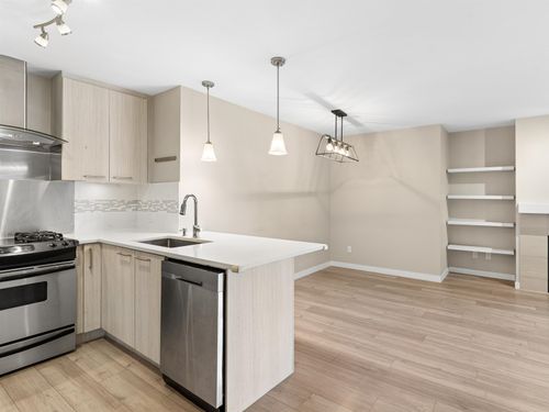219-8480 Granville Ave, Richmond, BC, V6Y4E8 | Card Image
