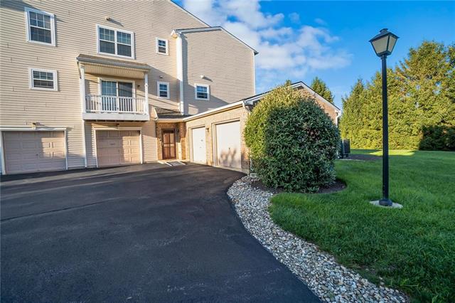 Pioneer Dr, Macungie, PA 18062