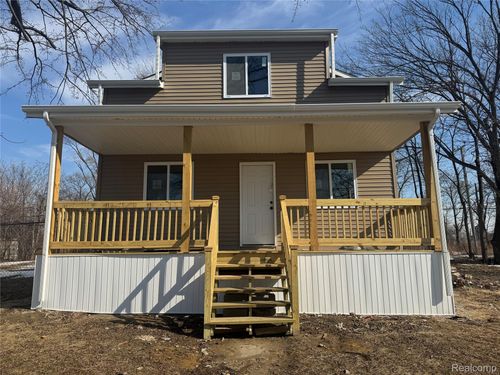 17586 Gable St, Hamtramck, MI, 48212-1326 | Card Image