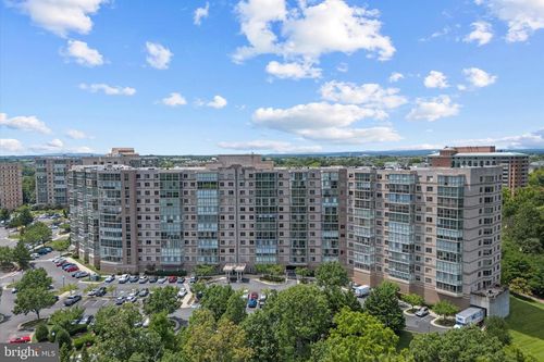 514-19355 Cypress Ridge Ter, LEESBURG, VA, 20176-6905 | Card Image