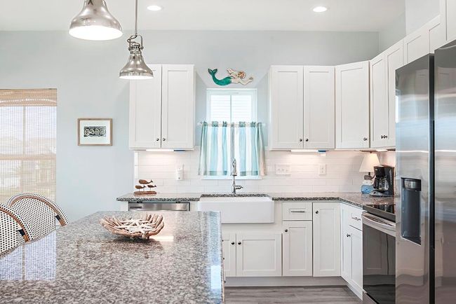 22310 Vista Del Mar, House other with 3 bedrooms, 2 bathrooms and null parking in Galveston TX | Image 16