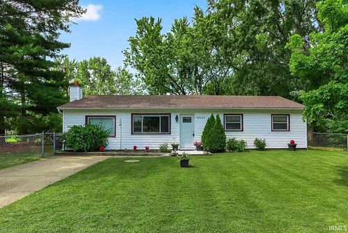 15625 Darden Rd, Granger, IN, 46530-9498 | Card Image