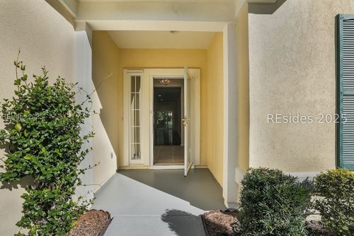 11 Seaford Pl, Bluffton, SC, 29909-7111 | Card Image