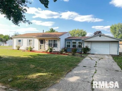 1485 Arcadia Dr, Galesburg, IL, 61401-2178 | Card Image