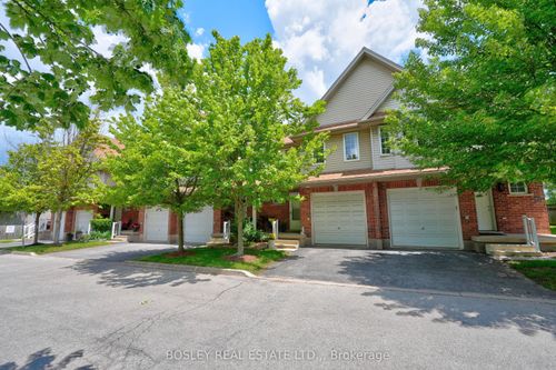 10-6263 Valley Way, Niagara Falls, ON, L2E0A1 | Card Image