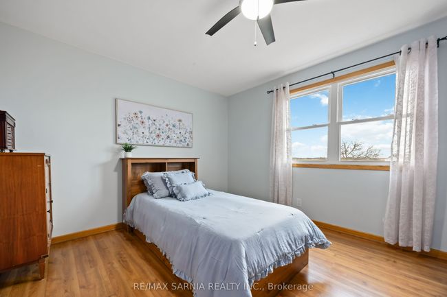 4186 Fairweather Rd, House other with 4 bedrooms, 2 bathrooms and 6 parking in Petrolia ON | Image 20