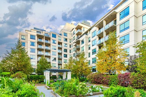314-38 9 St Ne, Calgary, AB, T2E7X9 | Card Image