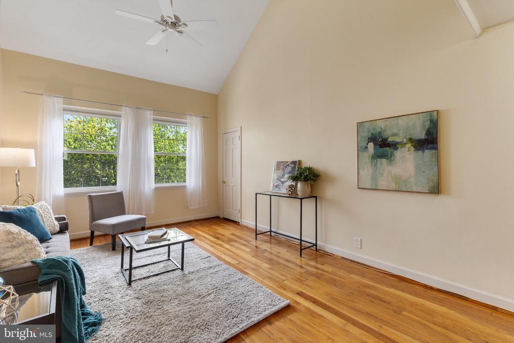 Residential in ARLINGTON 5