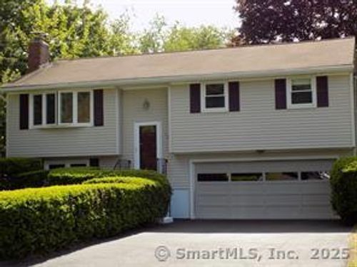 84 Goshen Ct, Bristol, CT, 06010-2771 | Card Image