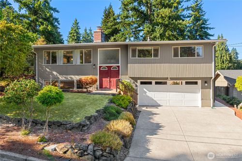 12634 Se 30th St, Bellevue, WA, 98005-4313 | Card Image